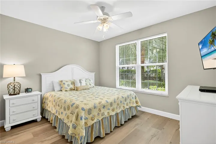 Bonus bedroom for family and friends to visit