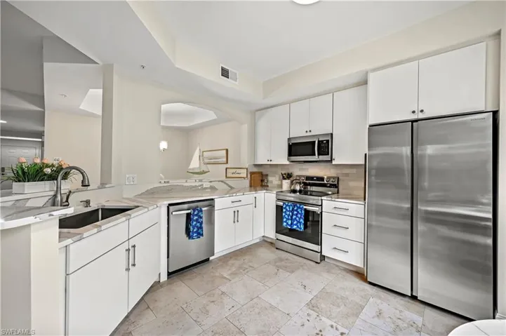 20940 Island Sound Cir 105, Estero, Florida 33928