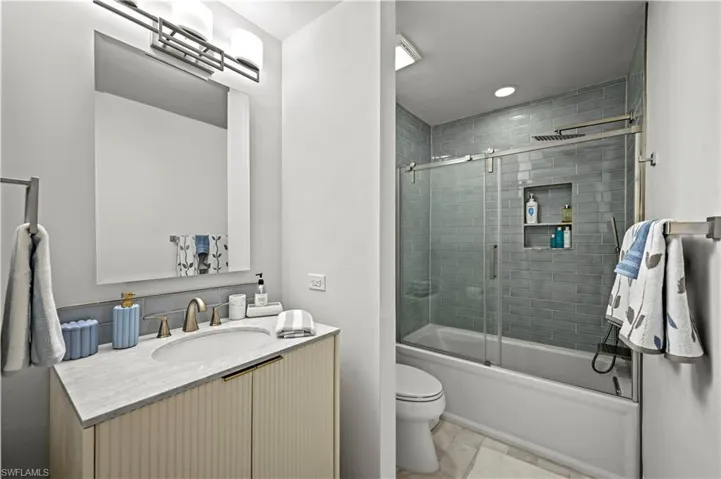 20940 Island Sound Cir 105, Estero, Florida 33928