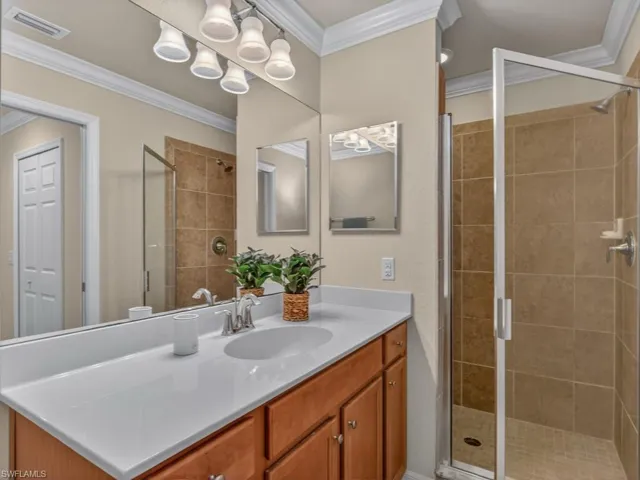 9826  Giaveno  CIR, Naples, FL 34113