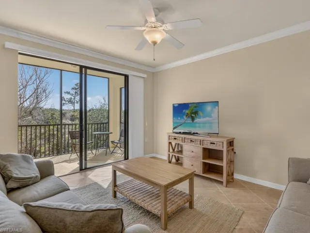 9826  Giaveno  CIR, Naples, FL 34113