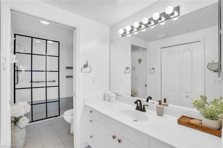 7814 Great Heron WAY # 205, NAPLES FL 34104