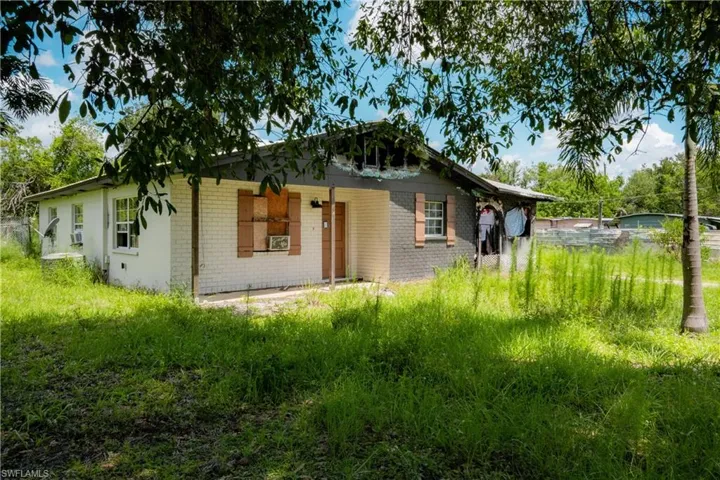 1553 Se Carnahan Ave, Arcadia, Florida 34266