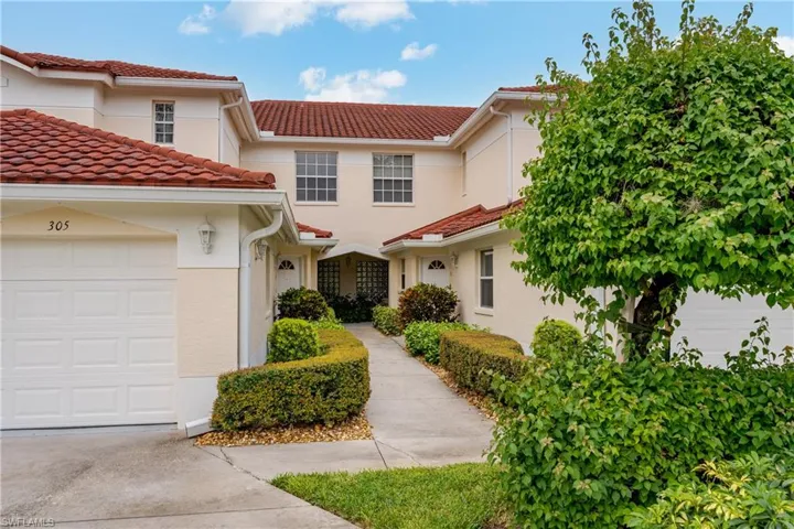 650  Lalique  CIR, Naples, FL 34119