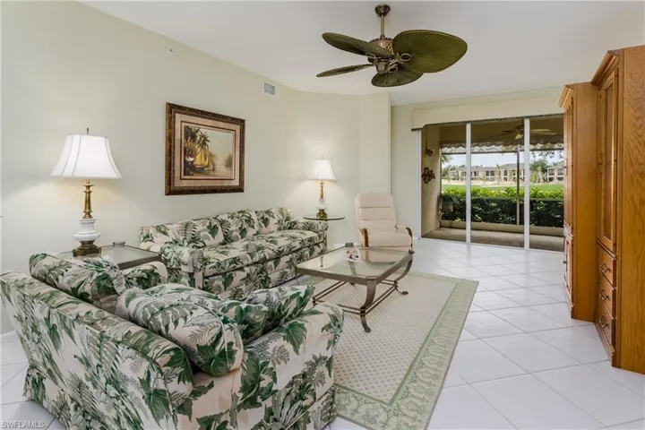 650  Lalique  CIR, Naples, FL 34119