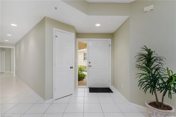 650  Lalique  CIR, Naples, FL 34119