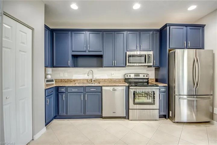 9959  Chiana  CIR, Fort Myers, FL 33905