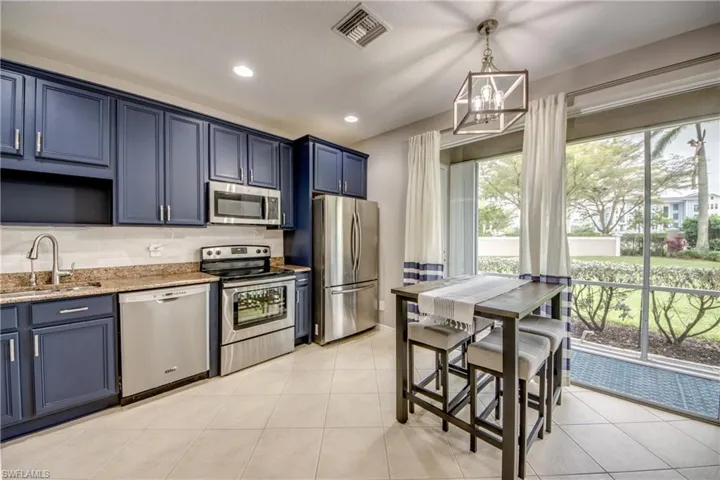 9959  Chiana  CIR, Fort Myers, FL 33905