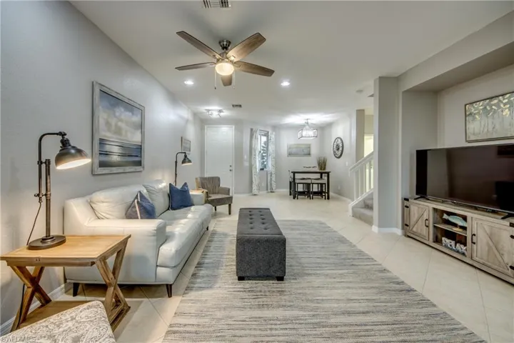 9959  Chiana  CIR, Fort Myers, FL 33905