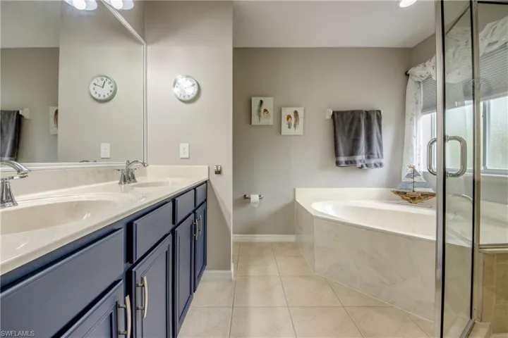 9959  Chiana  CIR, Fort Myers, FL 33905