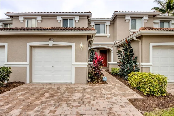 9959  Chiana  CIR, Fort Myers, FL 33905