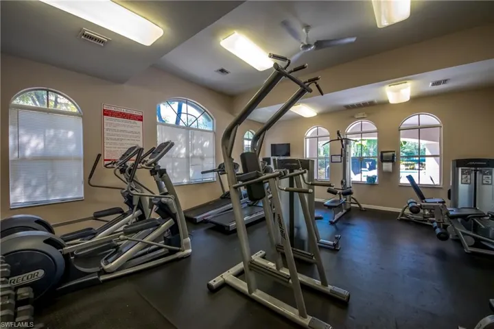 9959  Chiana  CIR, Fort Myers, FL 33905