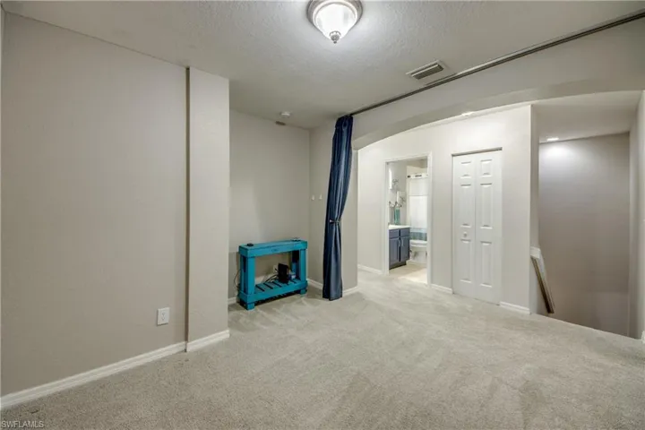 9959  Chiana  CIR, Fort Myers, FL 33905