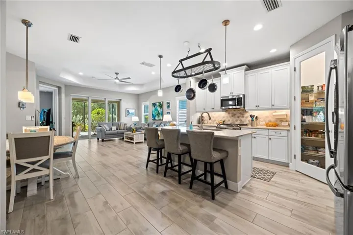 7008 Mistral Way, Fort Myers, Florida 33966