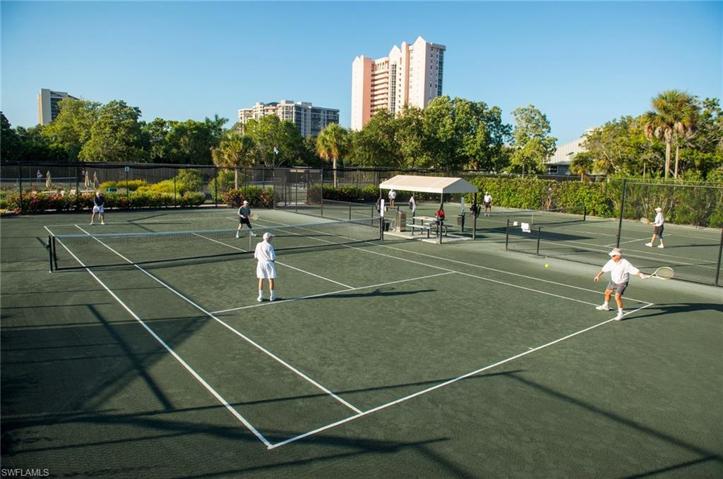 Tennis