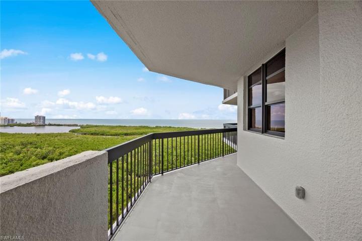 Master Bedroom Balcony