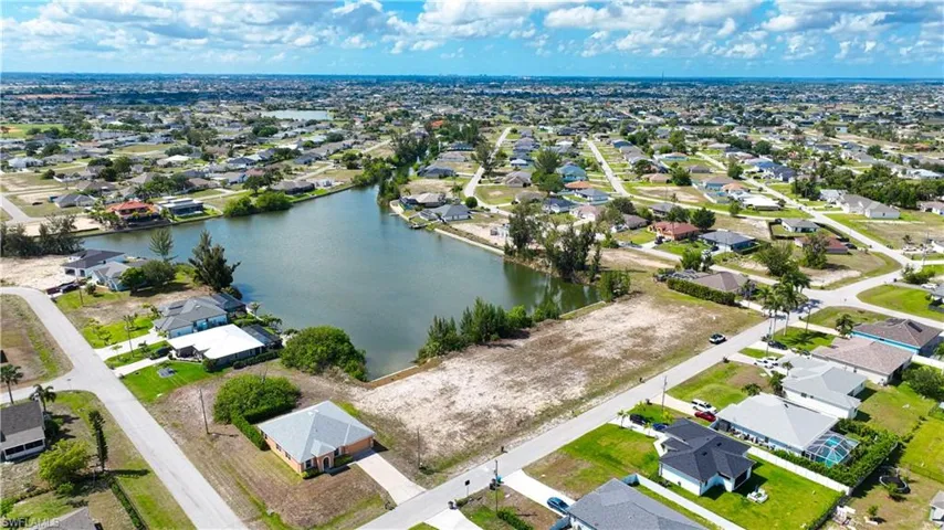 1313 Nw 20th Ct, Cape Coral, Florida 33993