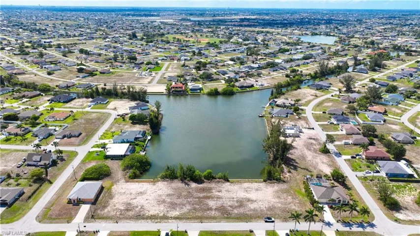 1313 Nw 20th Ct, Cape Coral, Florida 33993