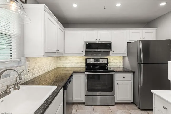 163 Bristol Ln B 201, Naples, Florida 34112