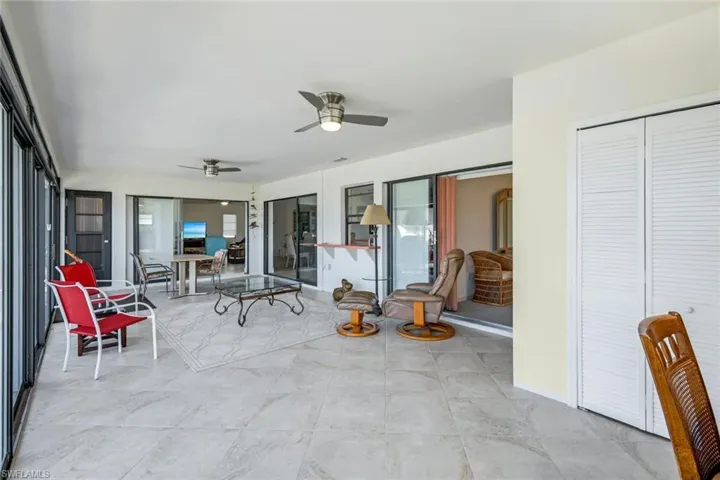 384 sq ft Air Conditioned Florida Room