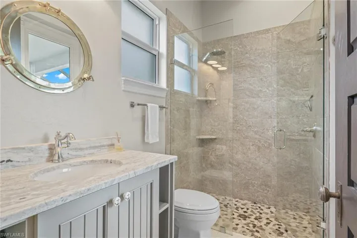 Guest Bath 1