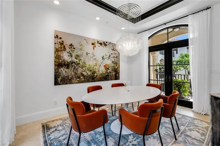 1004 7th St S, Naples, Florida 34102