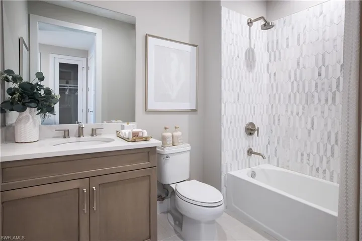 9017  Wisteria  WAY, Naples, FL 34114