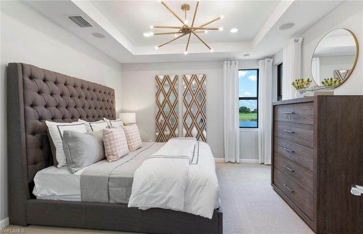 Photos are for illustration purposes only, options may vary.  Photos of model home.
