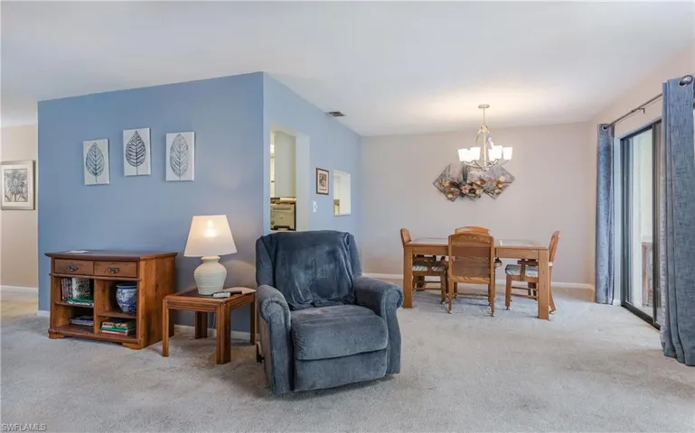 4728 Orange Grove Blvd 11, North Fort Myers, Florida 33903