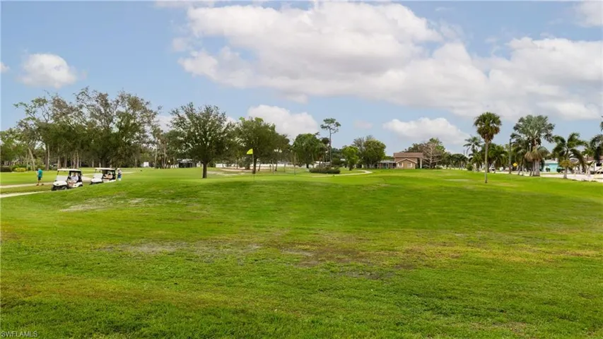 Surrounding community with a yard