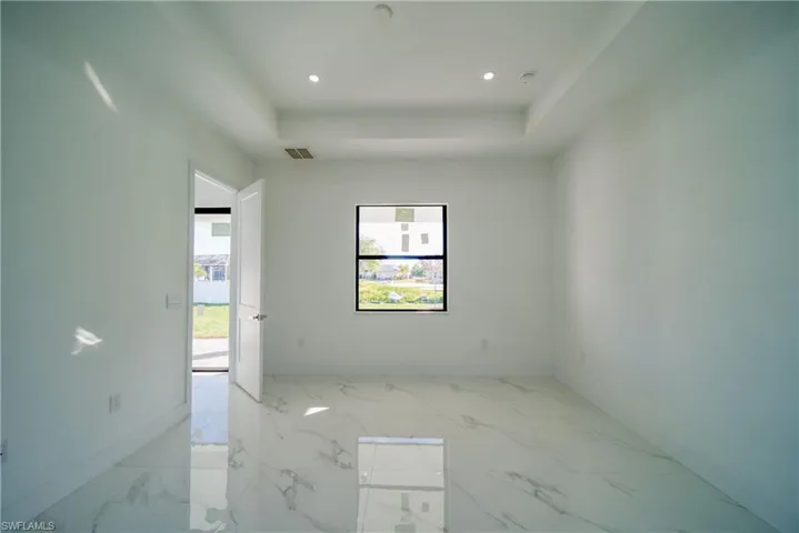 1219 NE 19th PL, CAPE CORAL FL 33909