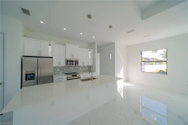 1219 NE 19th PL, CAPE CORAL FL 33909