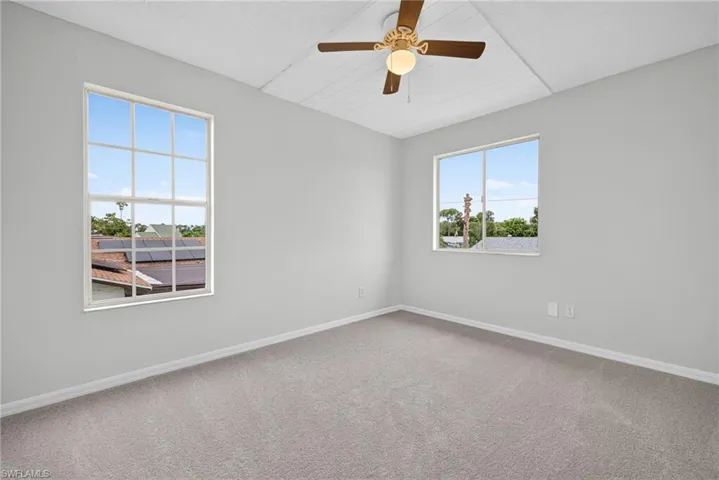 9076 Shaddock Rd W, Fort Myers, Florida 33967
