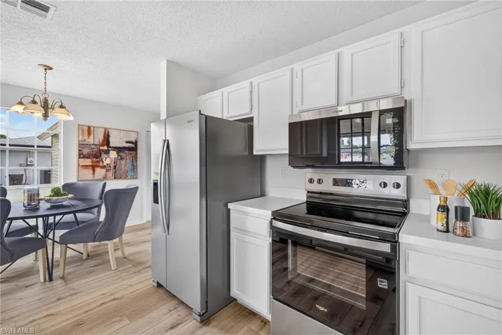 9076 Shaddock Rd W, Fort Myers, Florida 33967