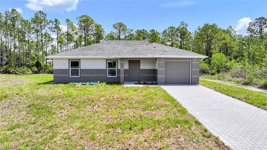 128 Sanborn Dr, Lehigh Acres, Florida 33972