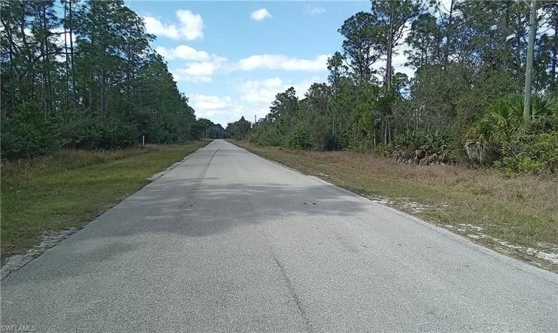 745-747  Meadow  RD, Lehigh Acres, FL 33973