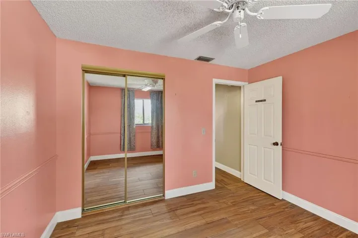 5240 Versaille Ct, Cape Coral, Florida 33904