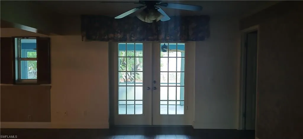 Doors to Lanai