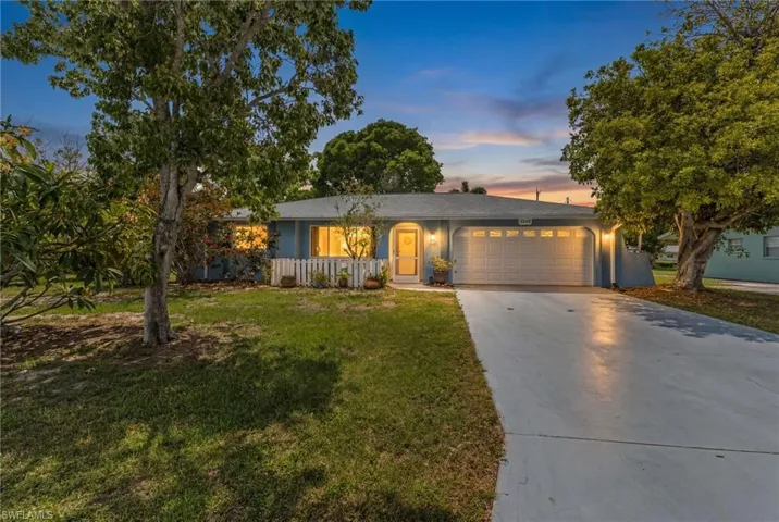 5240 Versaille Ct, Cape Coral, Florida 33904