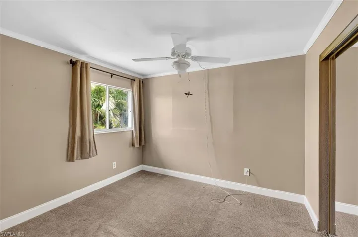 5240 Versaille Ct, Cape Coral, Florida 33904