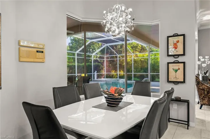 Breakfast room