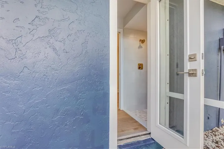 Pool Bath Entry
