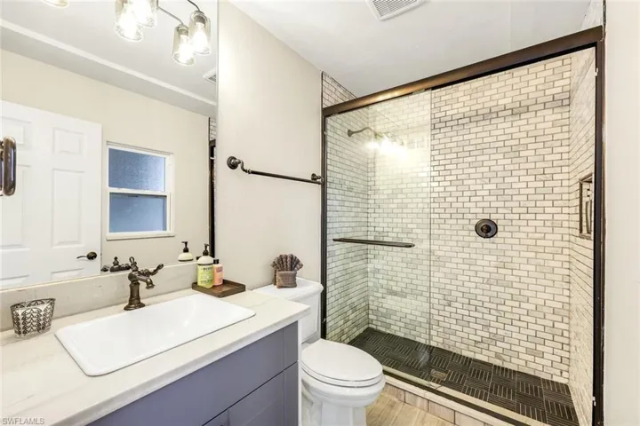 336 Oak Ave, Naples, Florida 34108