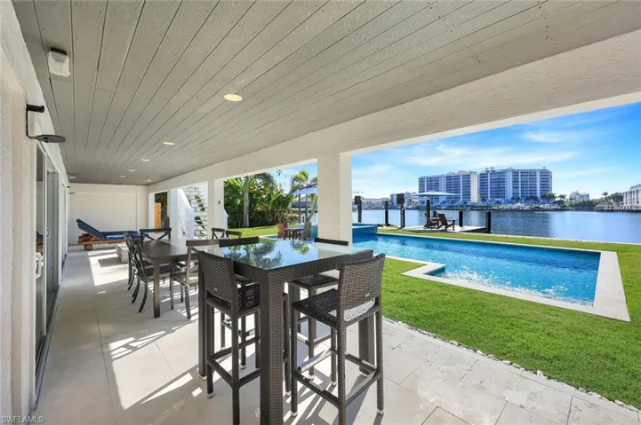 336 Oak Ave, Naples, Florida 34108