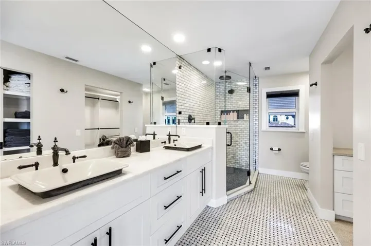 336 Oak Ave, Naples, Florida 34108