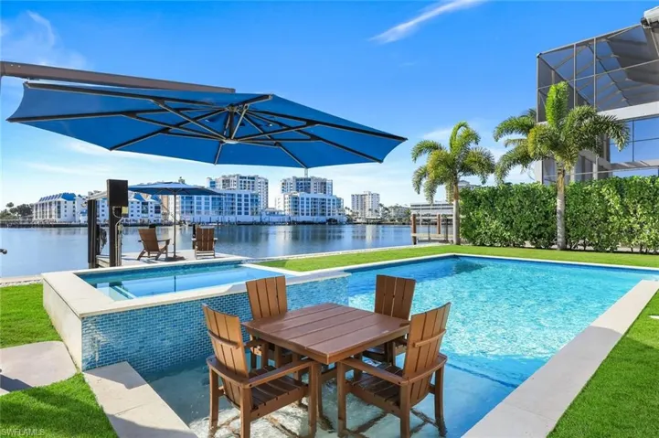 336 Oak Ave, Naples, Florida 34108
