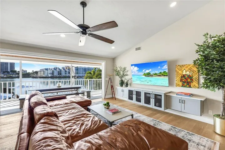 336 Oak Ave, Naples, Florida 34108