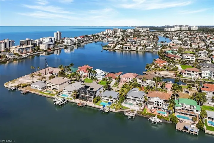 336 Oak Ave, Naples, Florida 34108