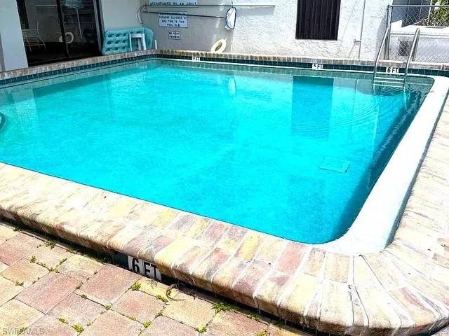 4728 Orange Grove Blvd 12, North Fort Myers, Florida 33903