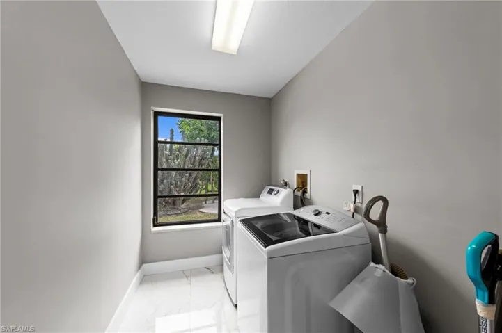 17209 Castleview Dr, North Fort Myers, Florida 33917